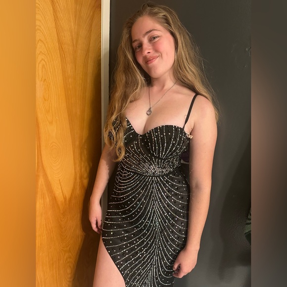 Windsor Black and Silver Beaded Prom Dress Iridescent Rhinestone winter formal S - Picture 9 of 9